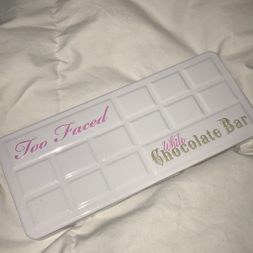 Too Faced White Chocolate Bar Palette